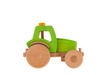 Lade das Bild in den Galerie-Viewer, Holztraktor - Korbinian (grün)