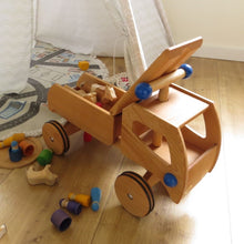 Lade das Bild in den Galerie-Viewer, Holz Rutscher Fred – Rutschauto