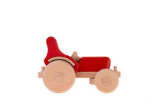 Lade das Bild in den Galerie-Viewer, Holztraktor - Ferdinand (rot)
