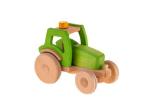 Lade das Bild in den Galerie-Viewer, Holztraktor - Korbinian (grün)
